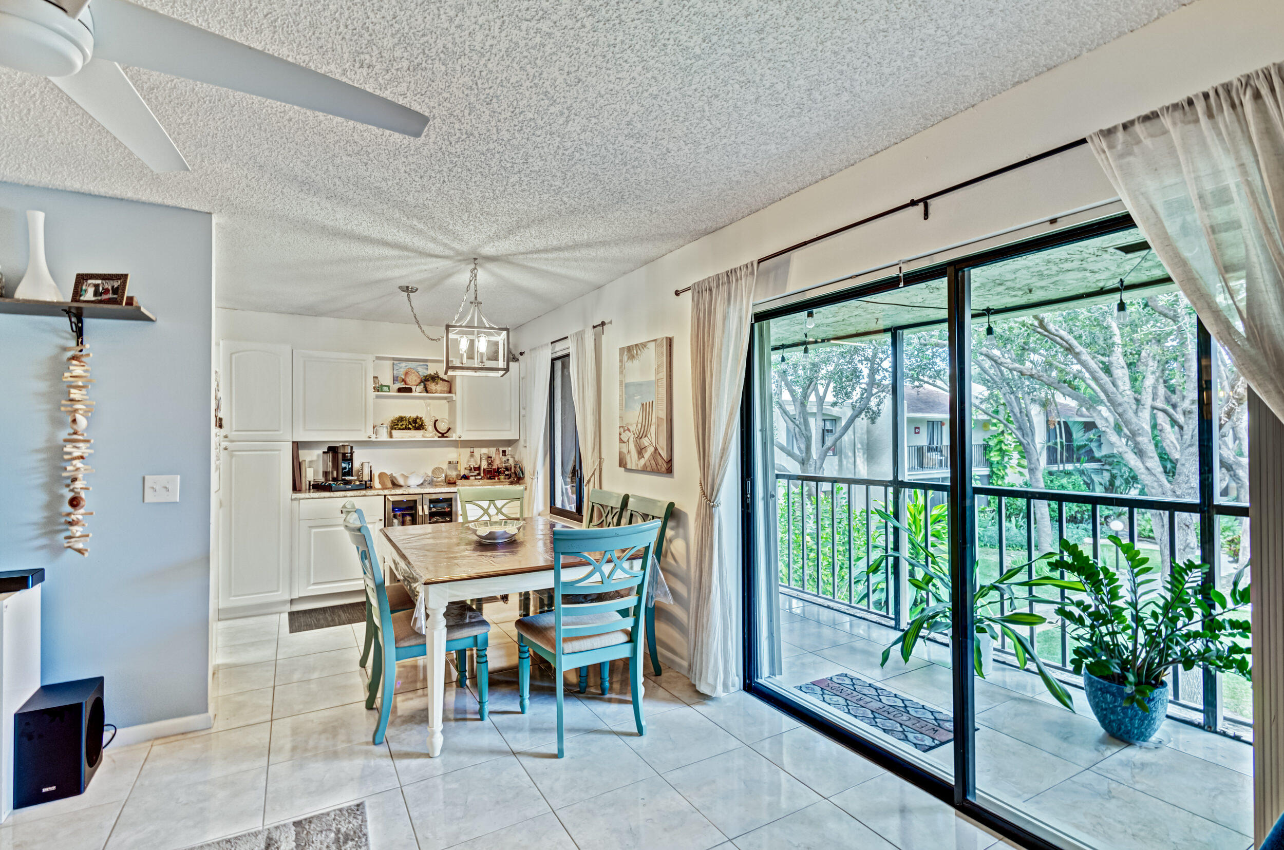 150 Pineview Road, Unit L5 Jupiter, FL 33469 - Photo 9 of 50 Dining Area