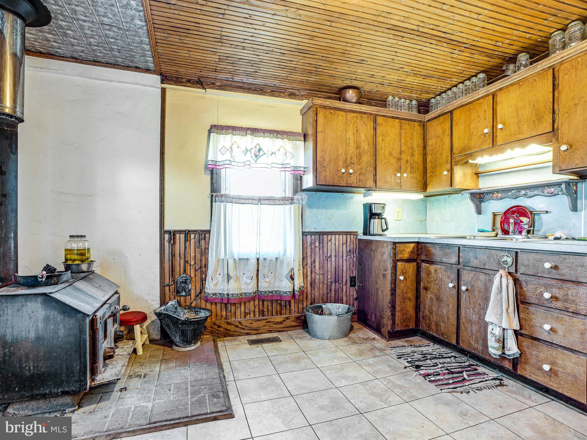 307 Awol Road Jonestown, PA 17038 - Photo 12 of 34 Gallery Image 12