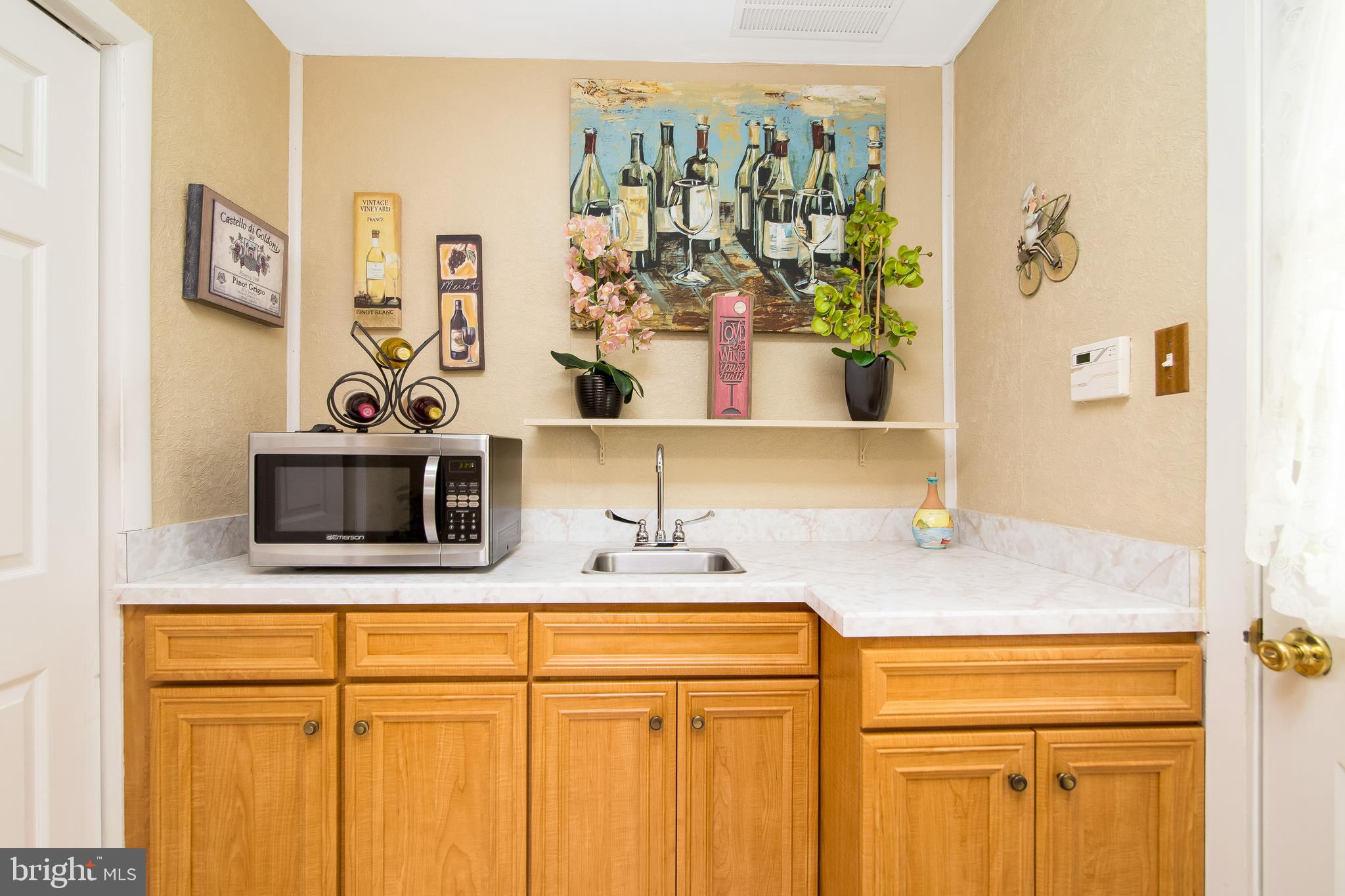 1109 Laurel Road Beverly, NJ 08010 - Photo 24 of 44 Gallery Image 24