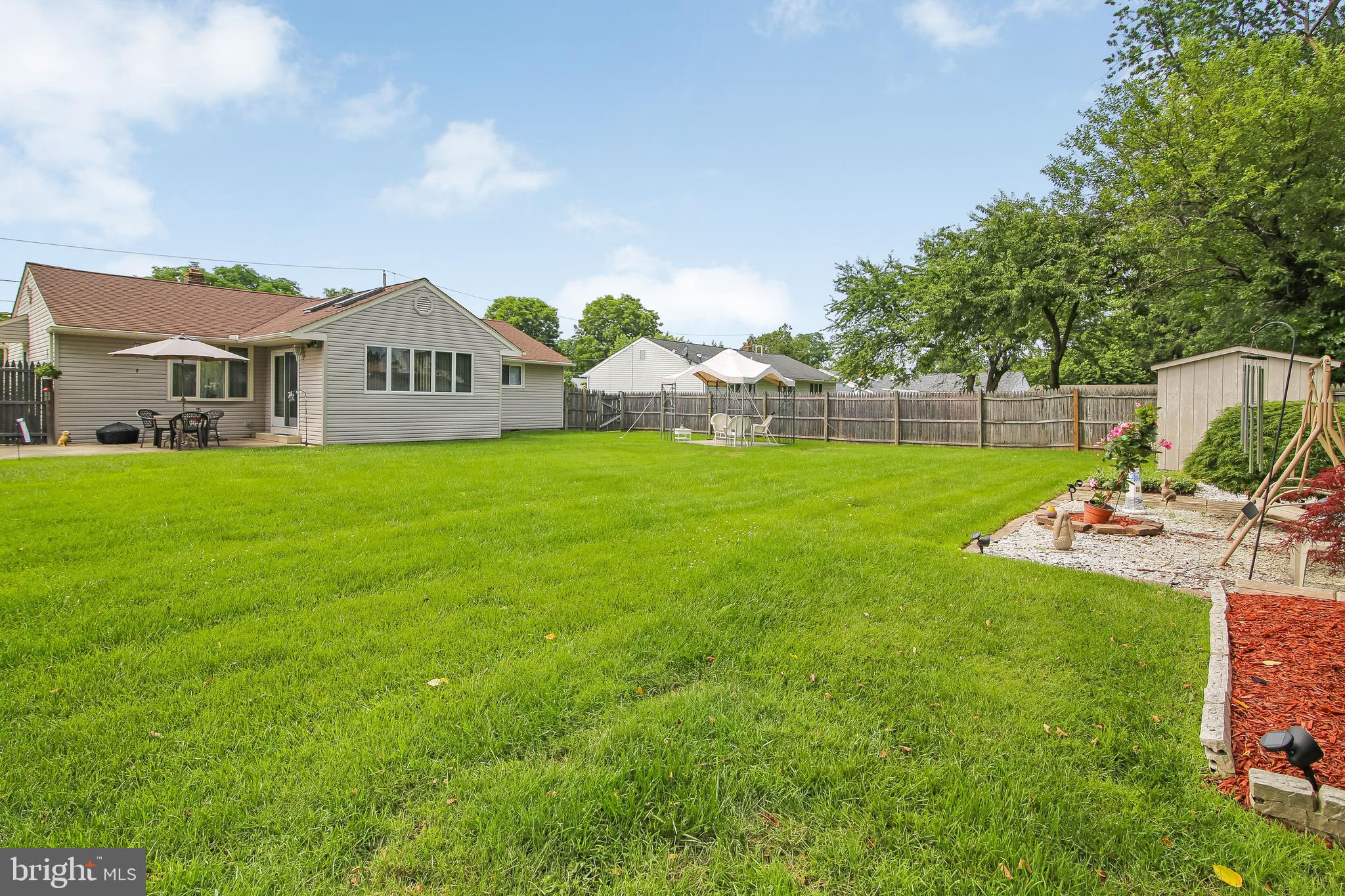 1109 Laurel Road Beverly, NJ 08010 - Photo 40 of 44 Gallery Image 40