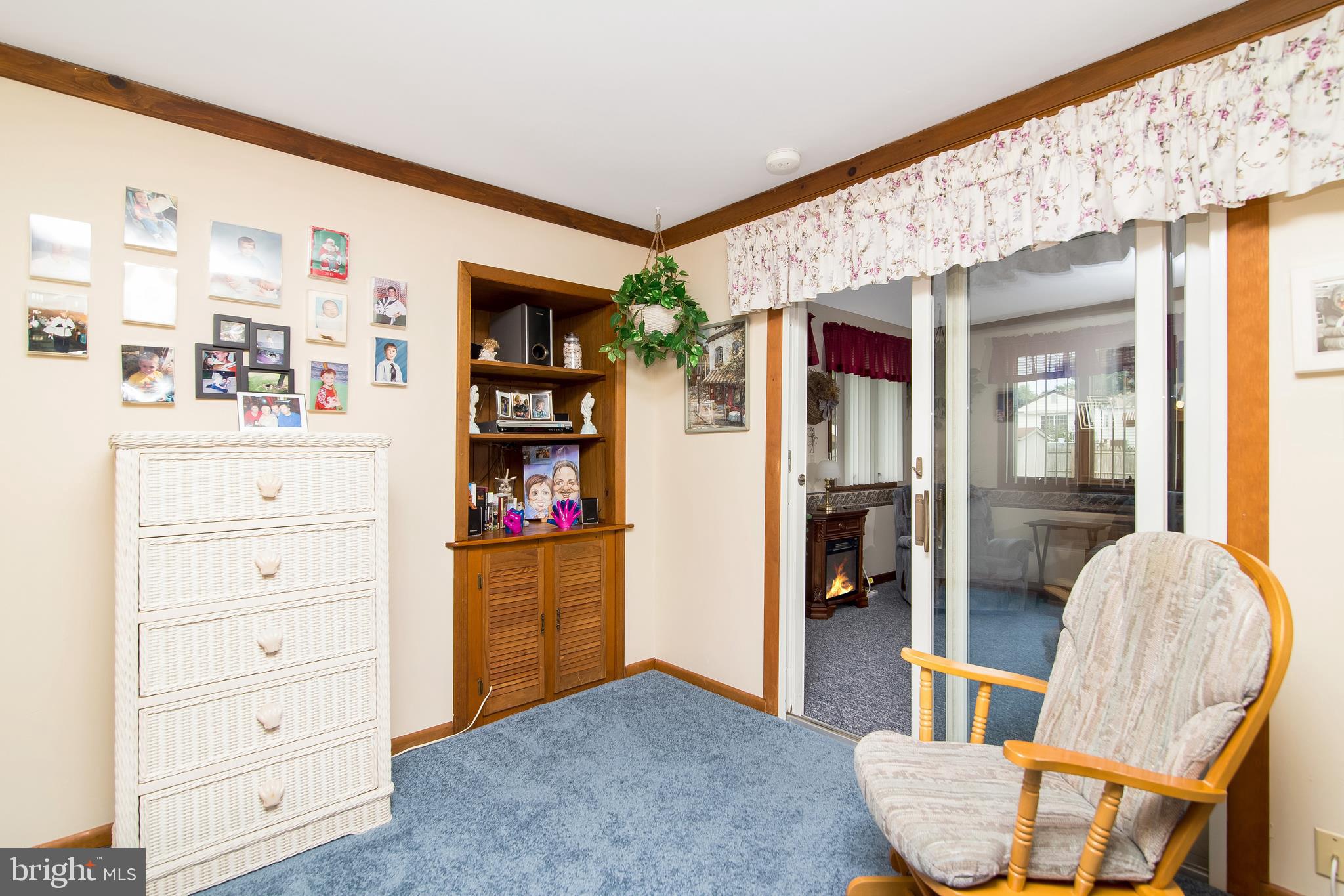 1109 Laurel Road Beverly, NJ 08010 - Photo 9 of 44 Gallery Image 9
