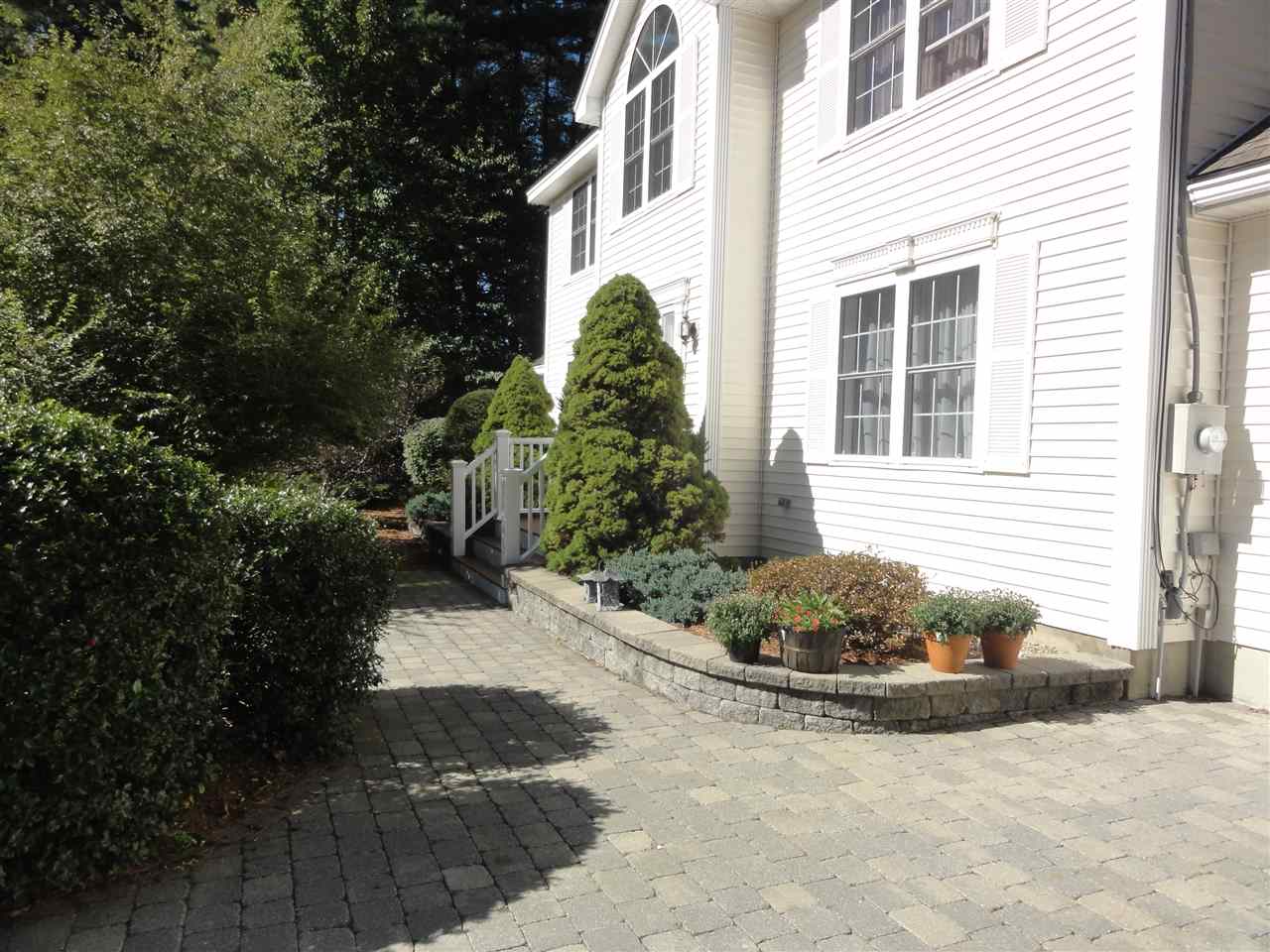108 Talent Road Litchfield, NH 03052 - Photo 21 of 24