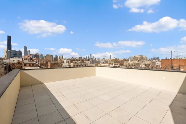 $995,000 | 166 Washington Avenue, Unit 3A | Clinton Hill