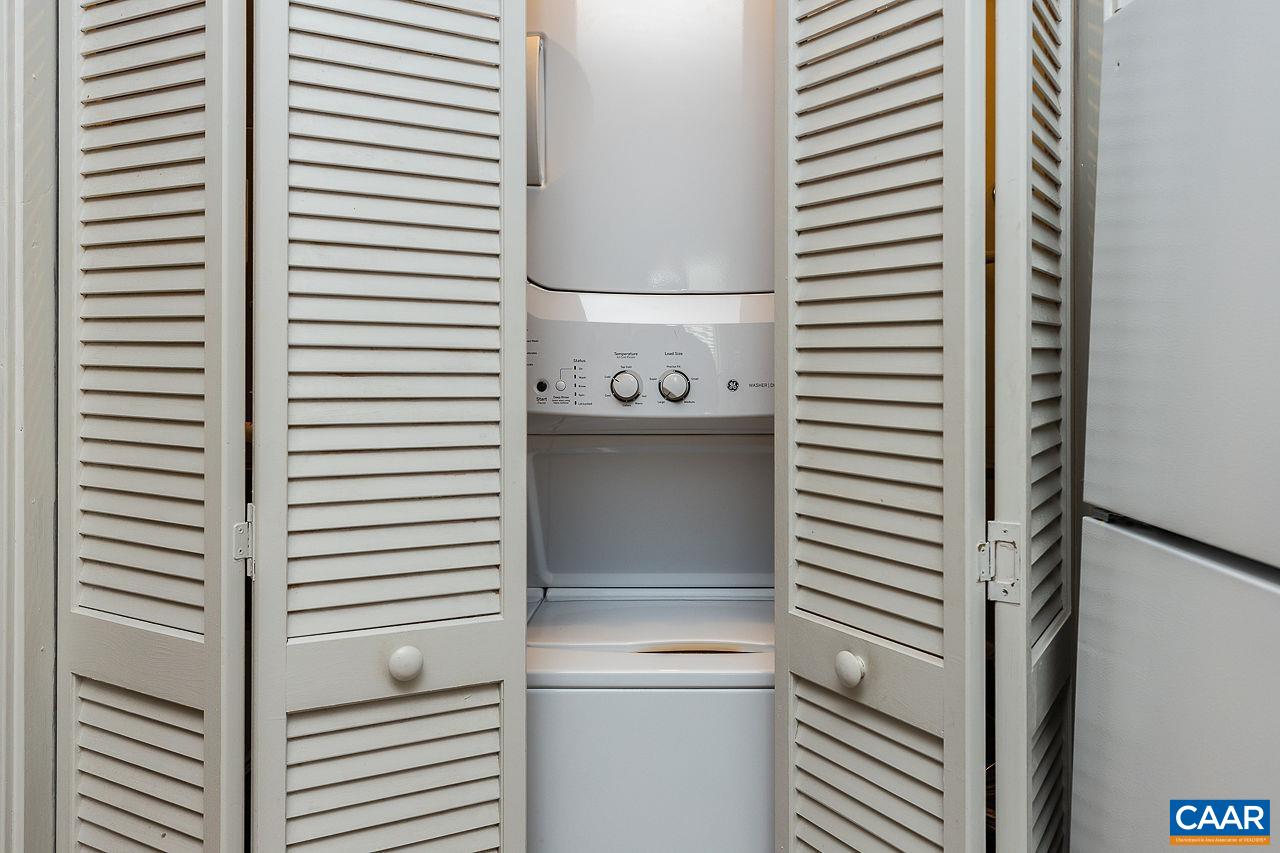 449 3 Ridges Wintergreen, VA 22967 - Photo 20 of 21 a view of kitchen and utility room