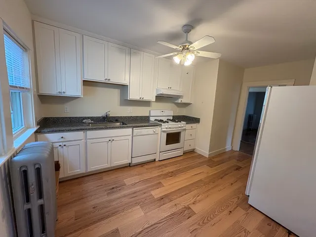 $3,000 | 97 Warwick Road, Unit 97, Newton, MA 02465