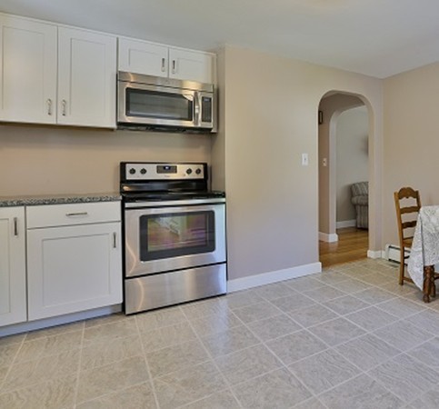 48 Manning Road Chelmsford, MA 01824 - Photo 6 of 20 Gallery Image 6