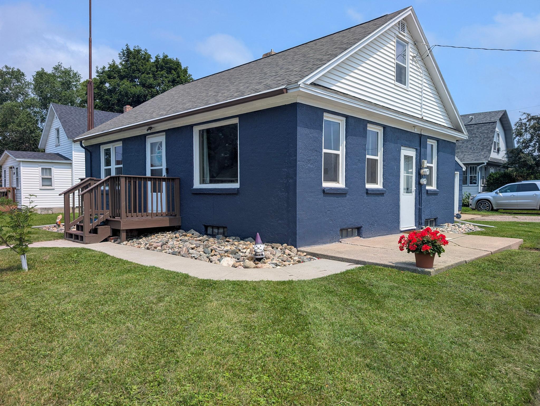 100 North Walker Avenue New York Mills, MN 56567 - Photo 1 of 30