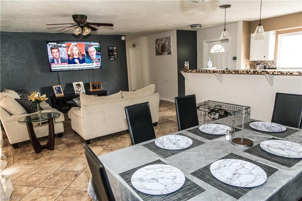 2136 41st Terrace Southwest Naples, FL 34116 - Photo 6 of 33 Gallery Image 6