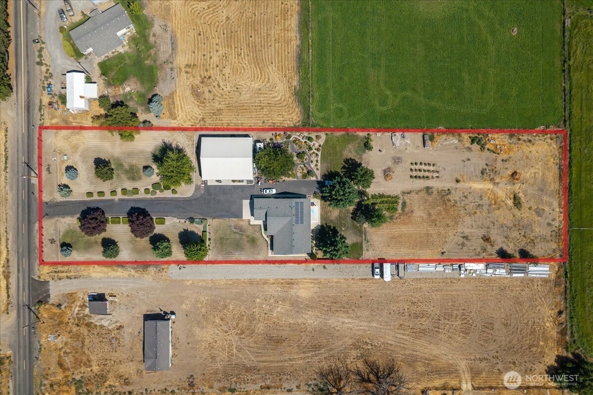 157209 West North River Road Prosser, WA 99350 - Photo 39 of 40 a view of entryway