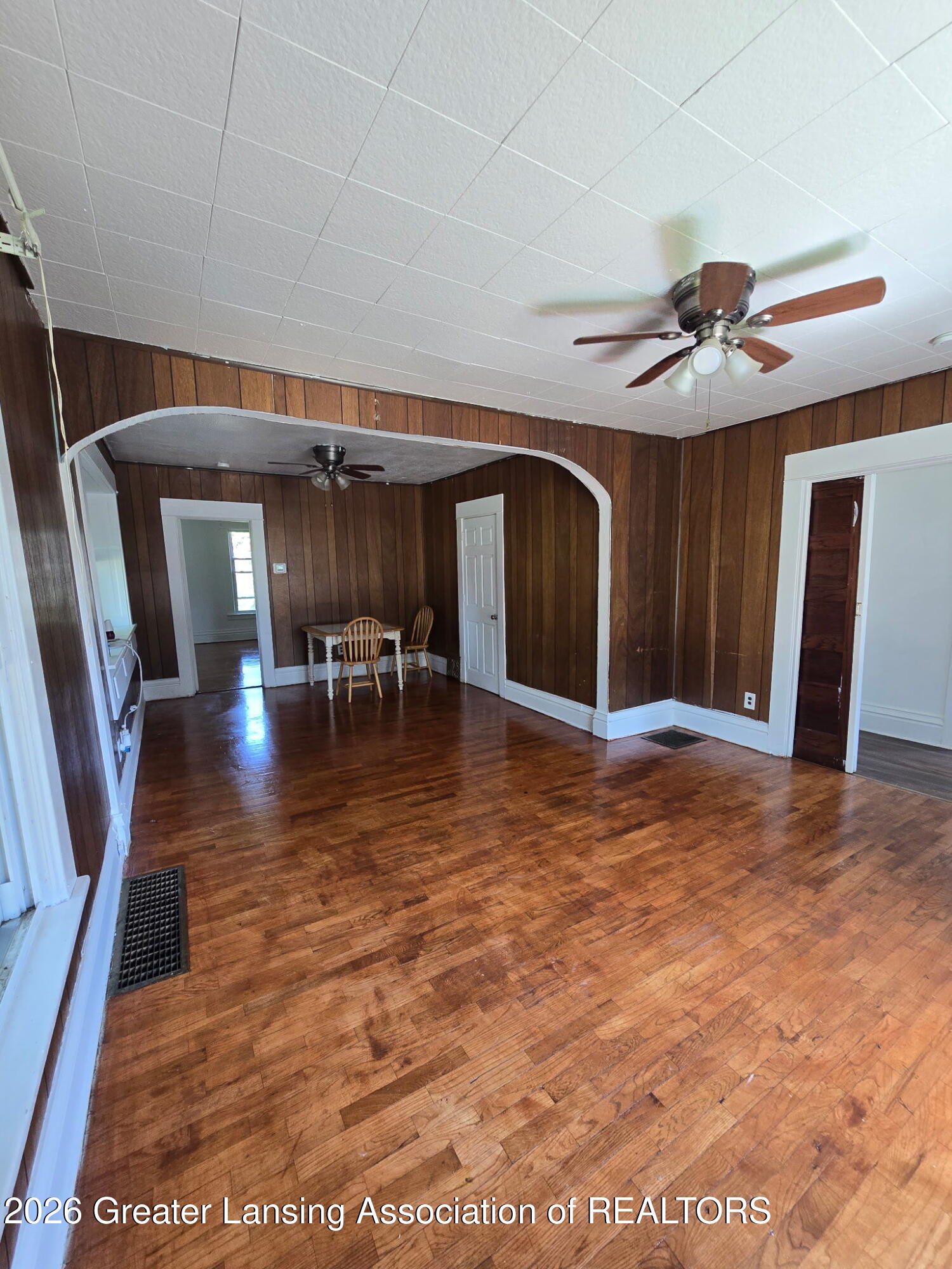 2000 West Jolly Road Lansing, MI 48910 - Photo 4 of 31 1000099106