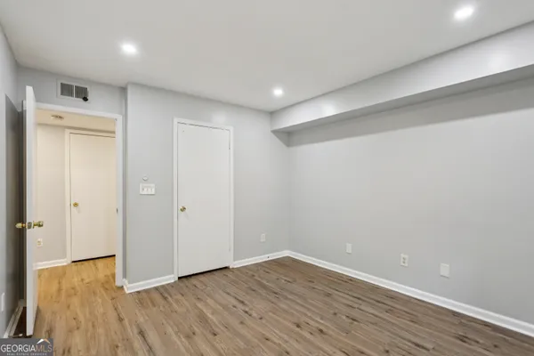 a view of empty room