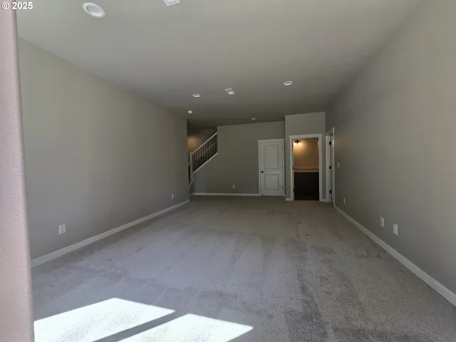 $849,900 | 11009 Northwest 11th Place, Vancouver, WA 98685