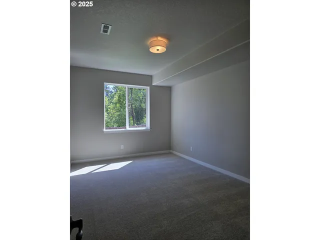 $849,900 | 11009 Northwest 11th Place, Vancouver, WA 98685