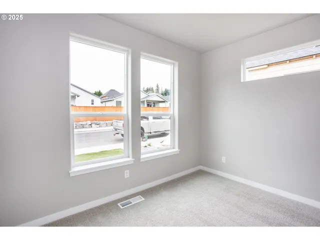 $849,900 | 11009 Northwest 11th Place, Vancouver, WA 98685