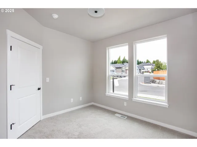 $849,900 | 11009 Northwest 11th Place, Vancouver, WA 98685