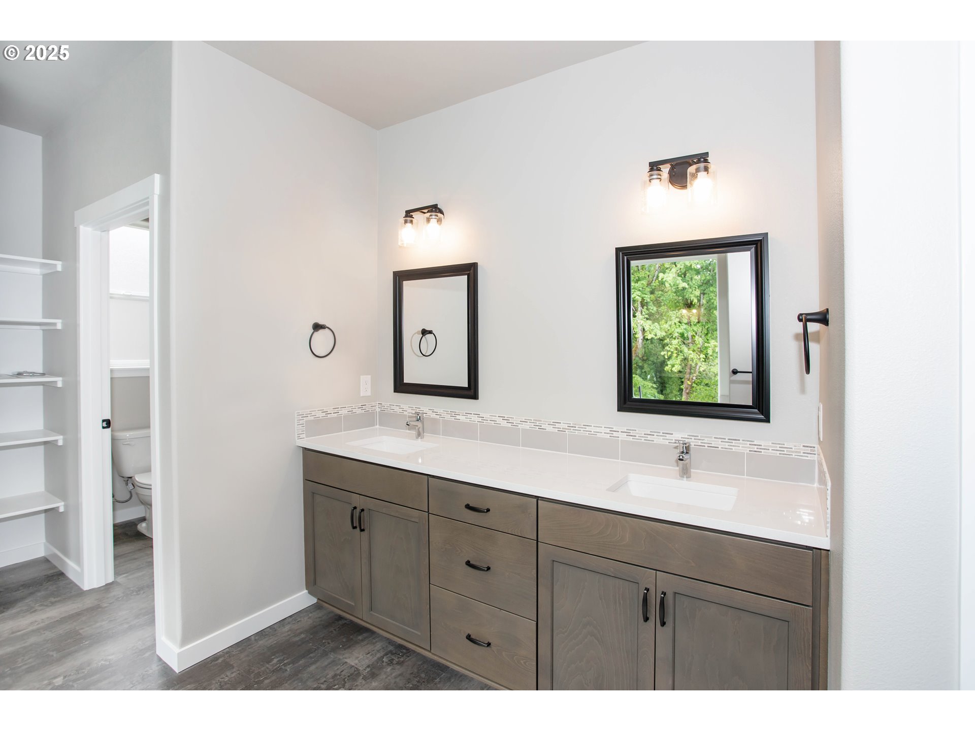 11009 Northwest 11th Place Vancouver, WA 98685 - Photo 42 of 46