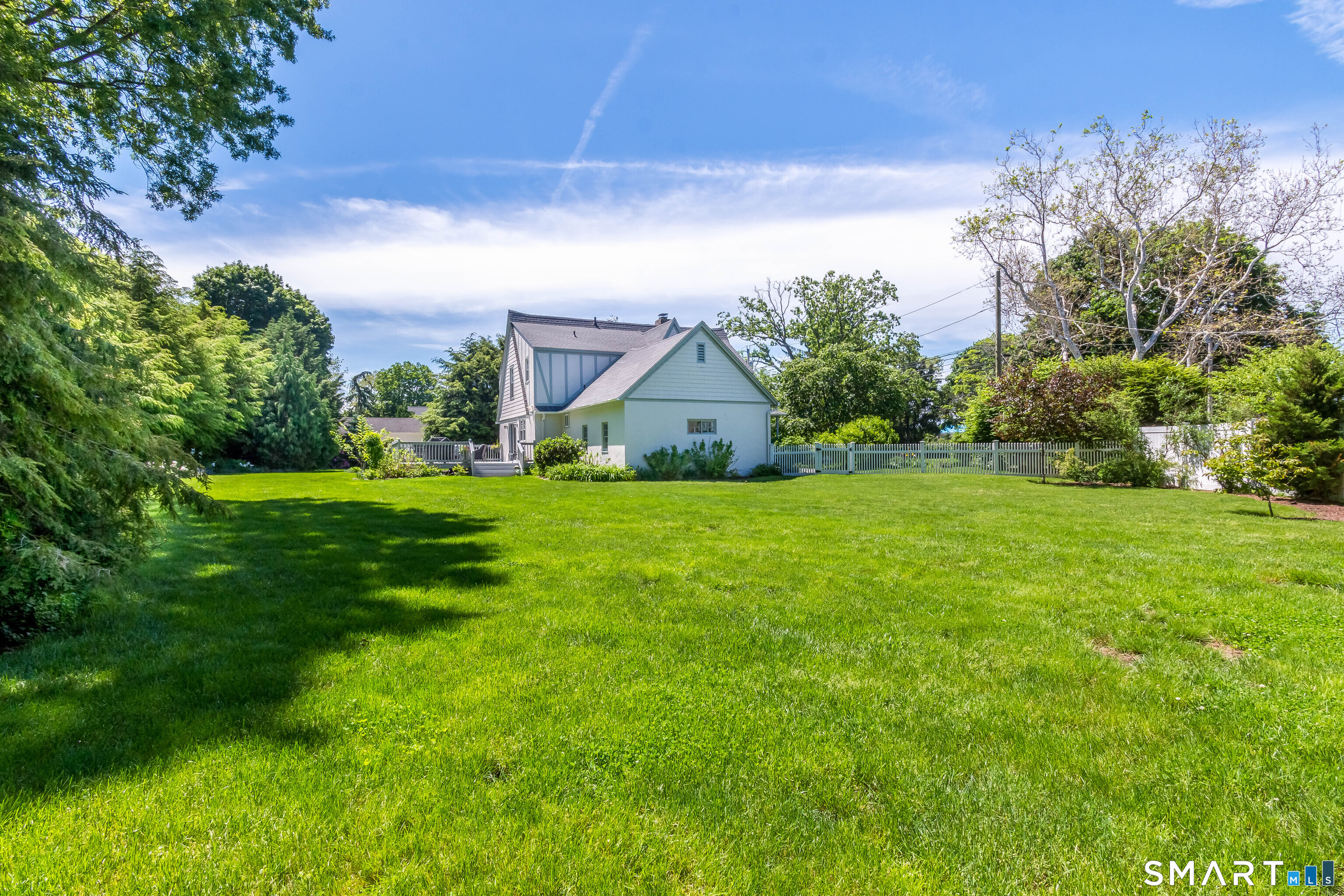 164 Ludlowe Road Fairfield, CT 06824 - Photo 29 of 40