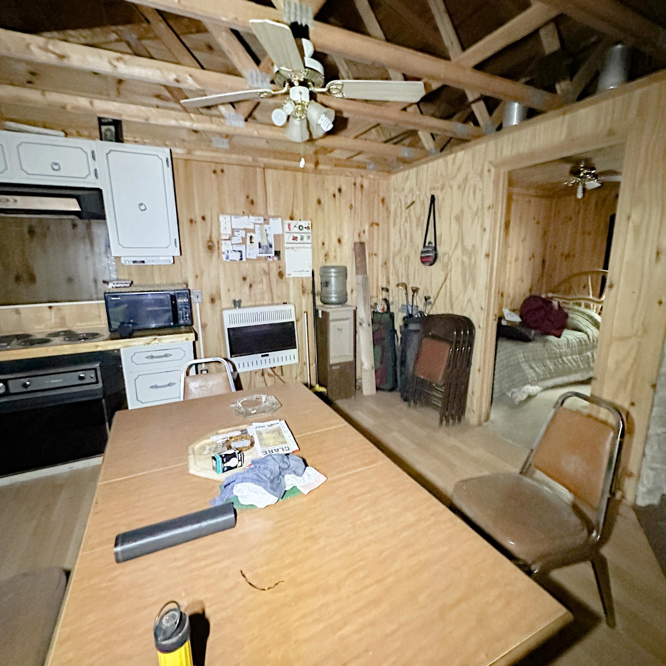 1738 Birch Road Harrison, MI 48625 - Photo 7 of 18 1914522-6.JPG