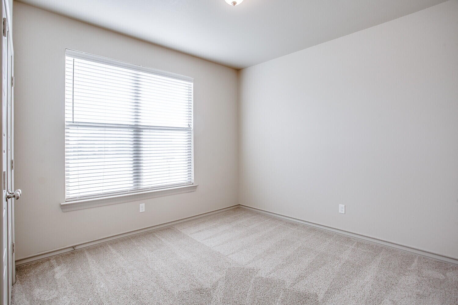 7517 88th Street Lubbock, TX 79424 - Photo 14 of 18 7518-113