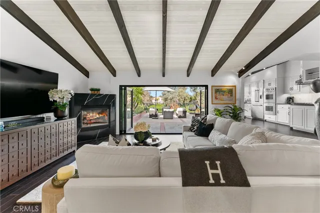 $1,949,000 | 4420 Park Jazmin, Calabasas, CA 91302