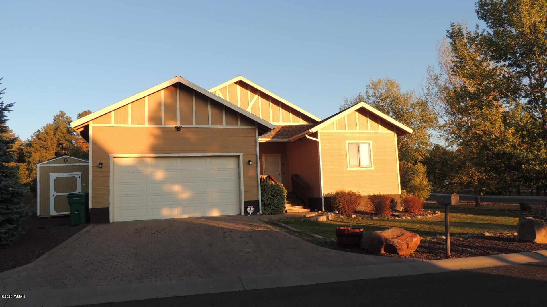 324 North Mark Place Lakeside, AZ 85929 - Photo 3 of 32