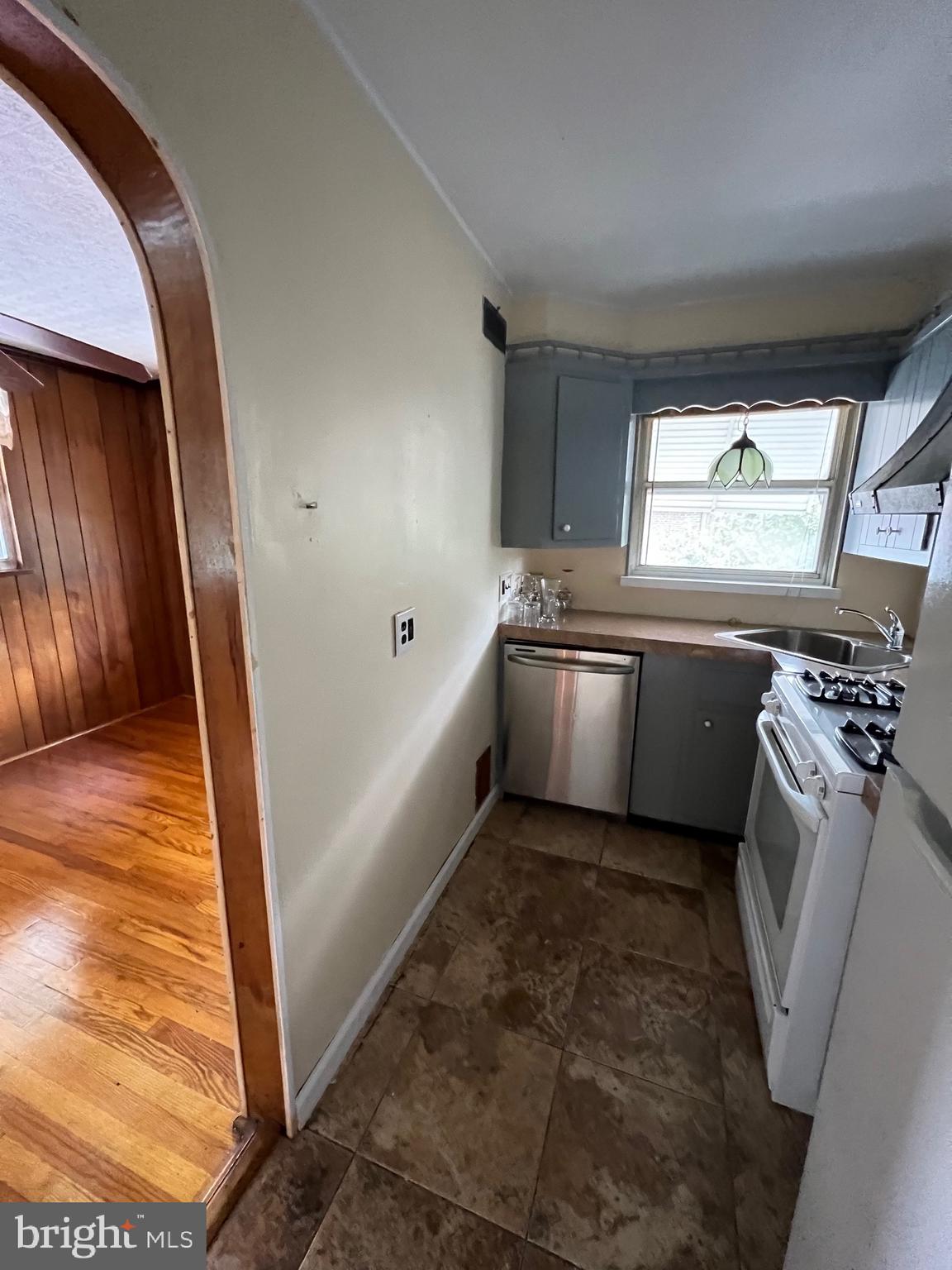 300 Springton Road Upper Darby, PA 19082 - Photo 11 of 57
