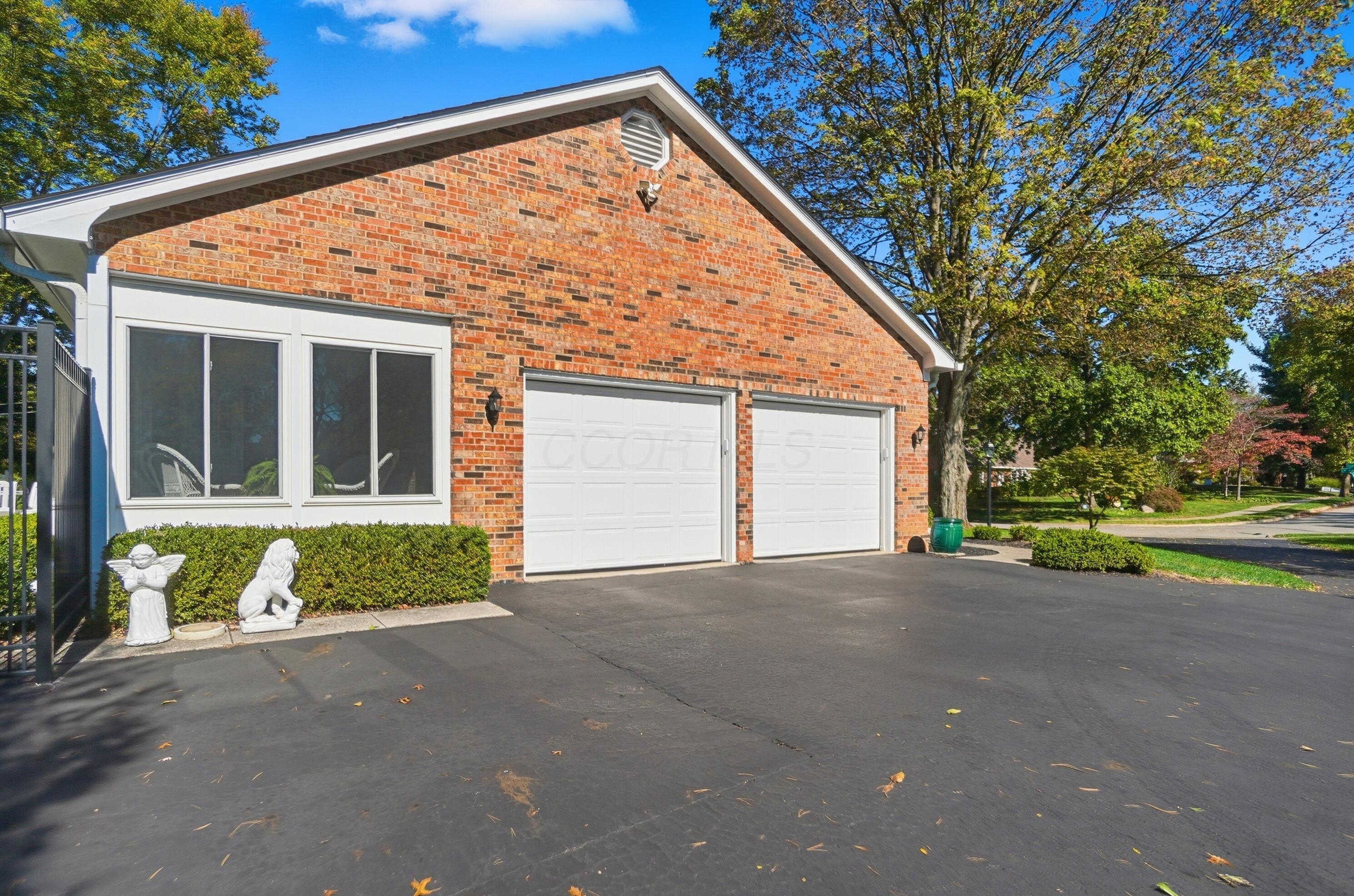 4441 Kipling Road Columbus, OH 43220 - Photo 37 of 37 087