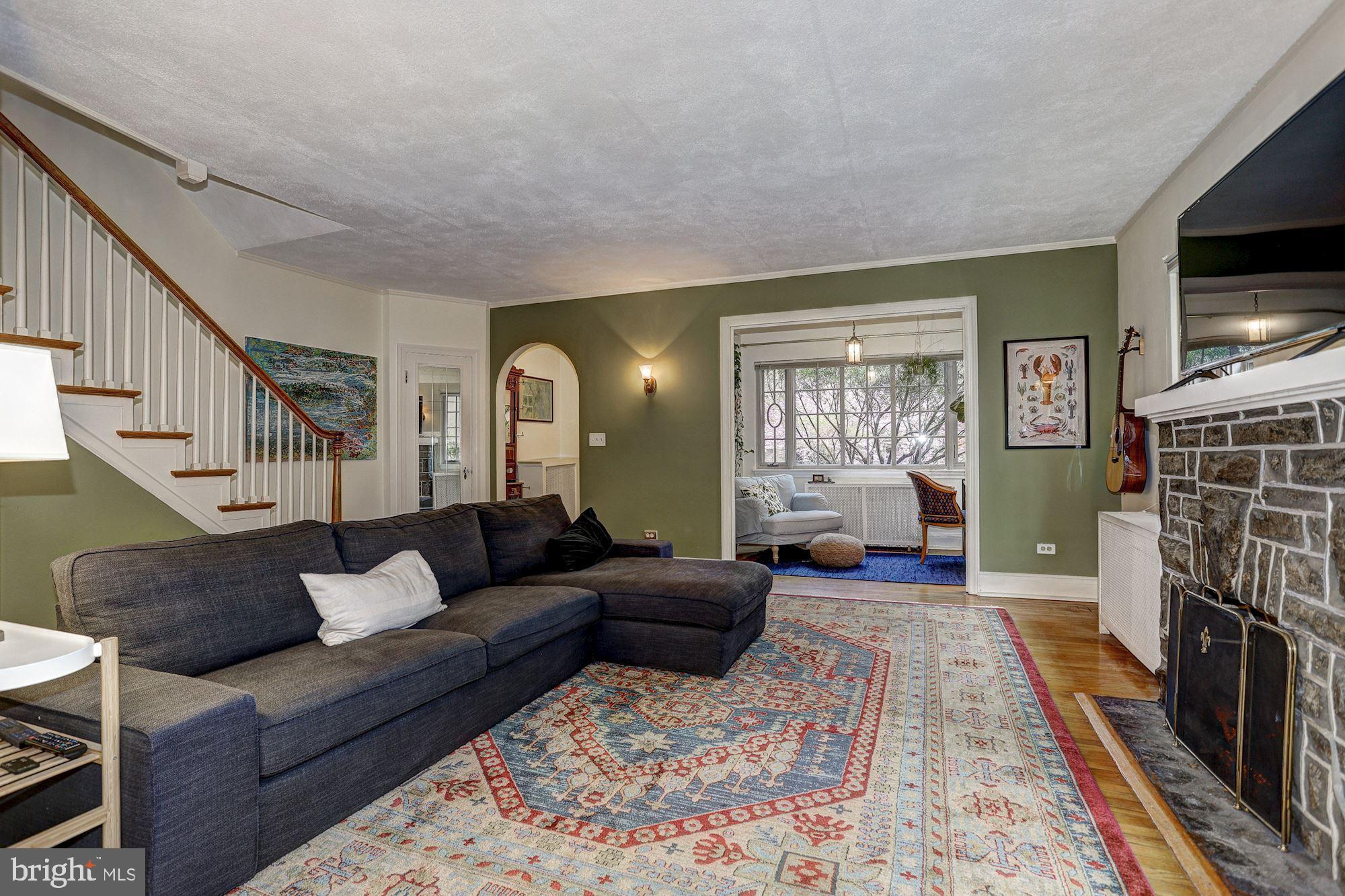 3714 Rexmere Road Baltimore, MD 21218 - Photo 15 of 39 Living Room