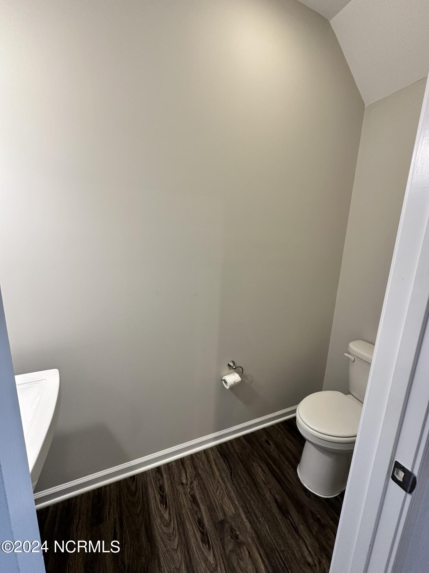 175 Old Murdoch Road, Unit 202 Morehead City, NC 28570 - Photo 9 of 23 Half Bath