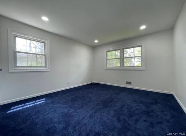 $3,400 | Undisclosed Address, Ronkonkoma, NY 11779