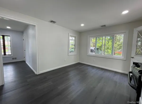 $3,400 | Undisclosed Address, Ronkonkoma, NY 11779