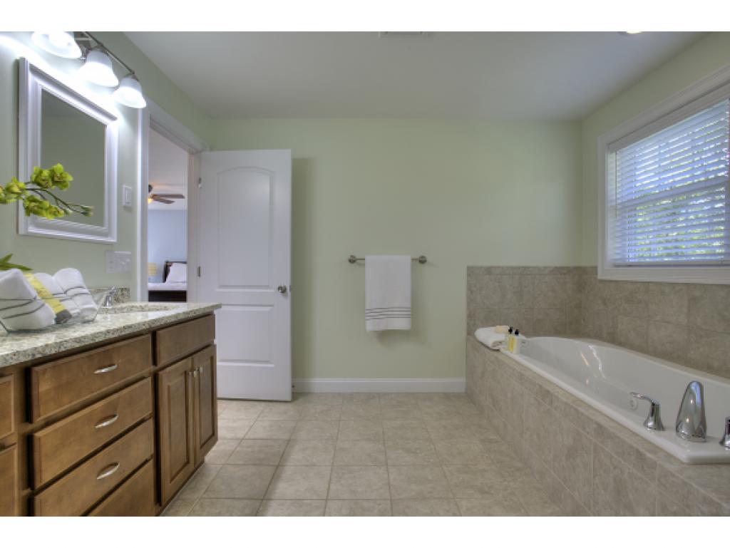 53 Ryan Farm Road Windham, NH 03087 - Photo 28 of 36