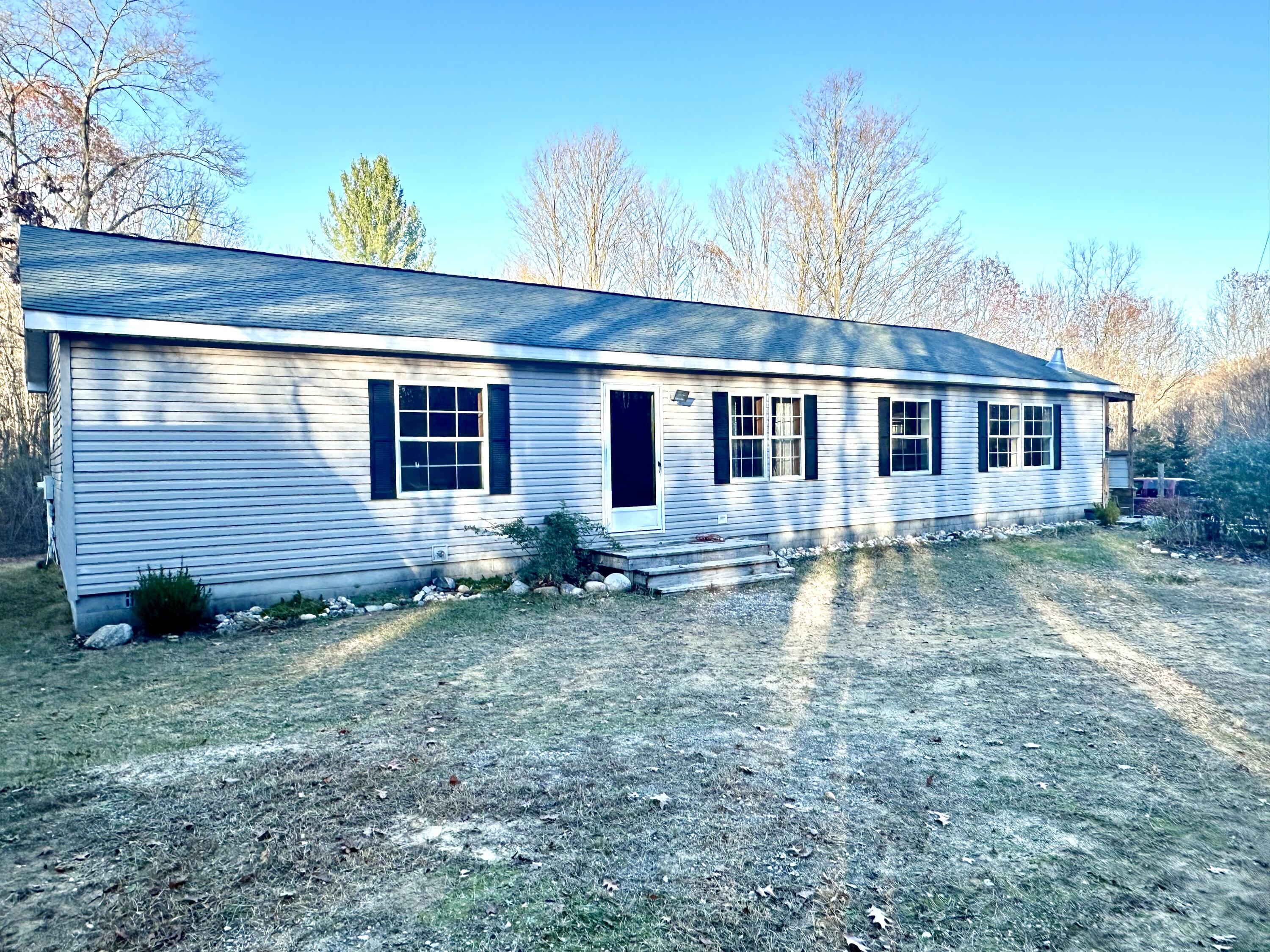 1110 East Johnson Road Shelby, MI 49455 - Photo 1 of 20 IMG_5511