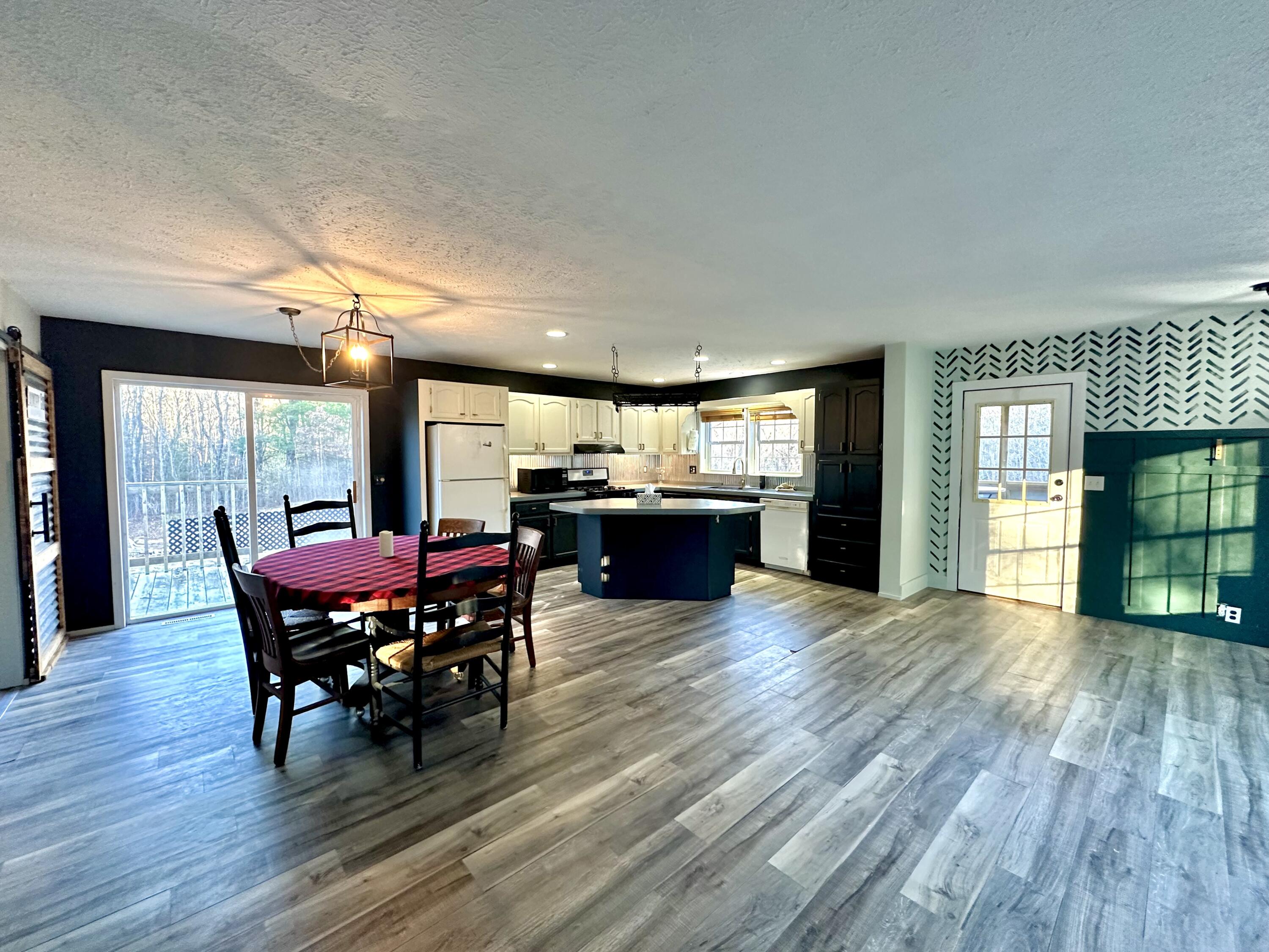 1110 East Johnson Road Shelby, MI 49455 - Photo 5 of 20 IMG_5531