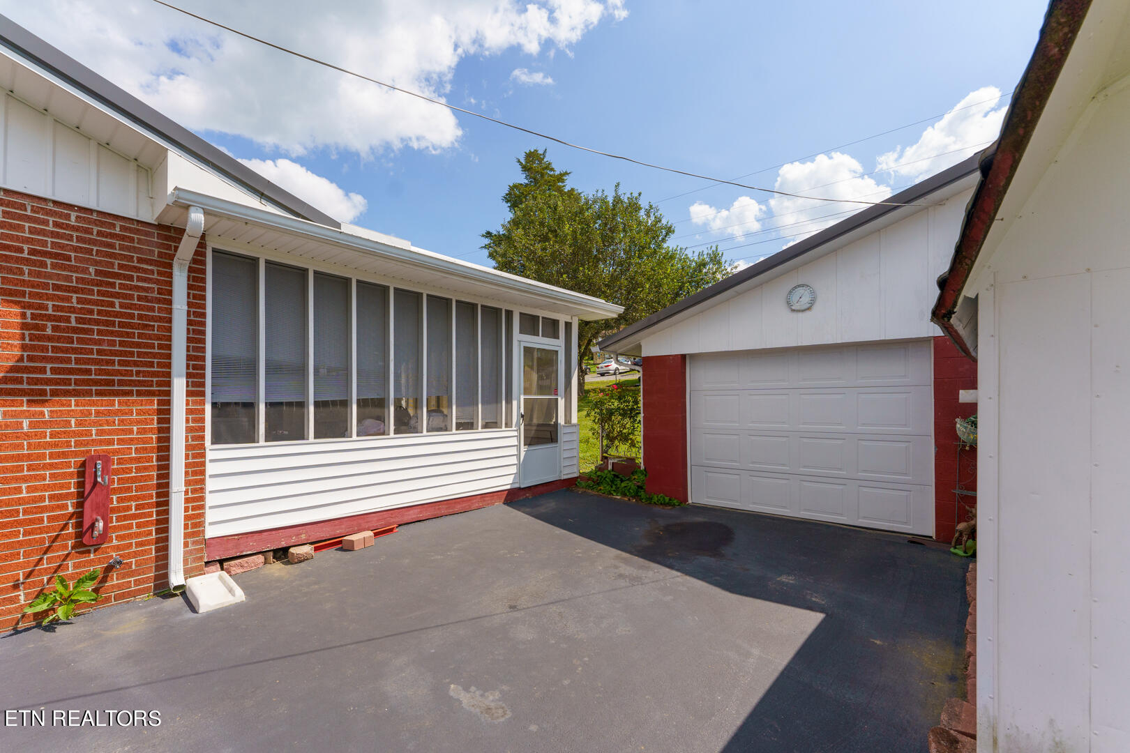 196 Coleman Street Harrogate, TN 37752 - Photo 14 of 20 _DSC4217-Edit