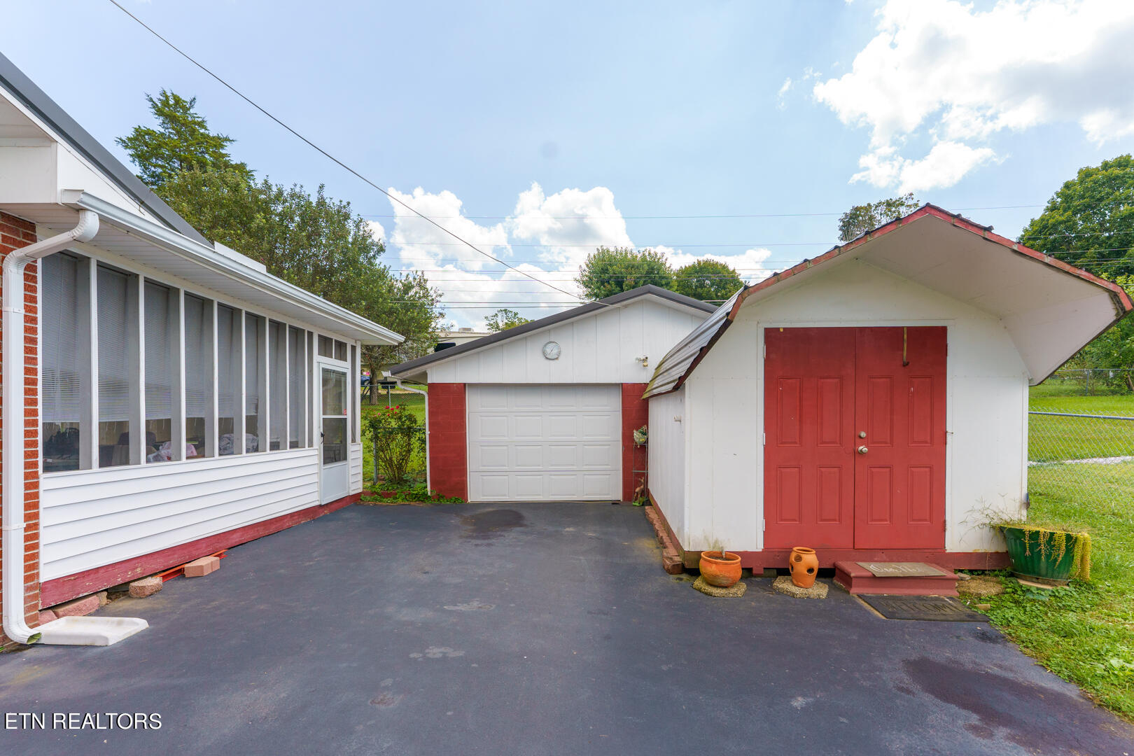 196 Coleman Street Harrogate, TN 37752 - Photo 17 of 20 _DSC4222-Edit