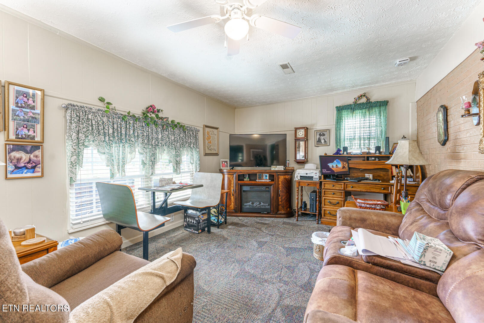 196 Coleman Street Harrogate, TN 37752 - Photo 3 of 20 _DSC4175-Edit