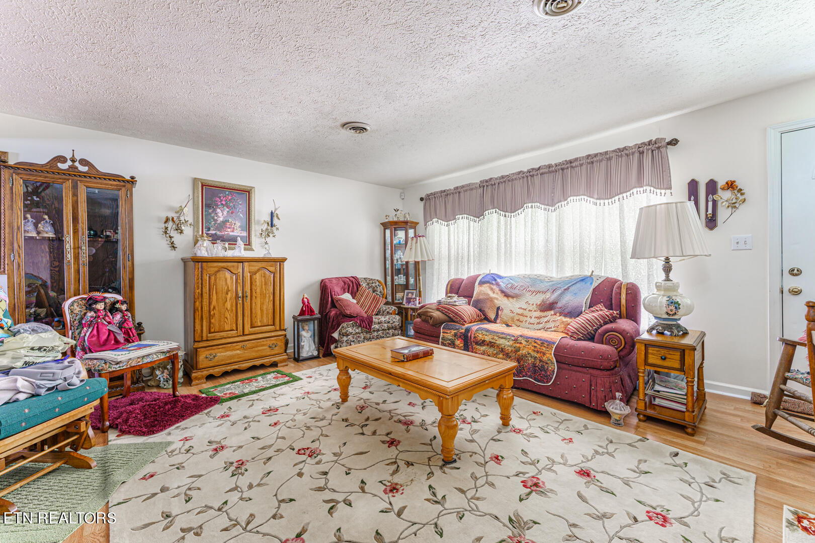 196 Coleman Street Harrogate, TN 37752 - Photo 5 of 20 _DSC4183-Edit