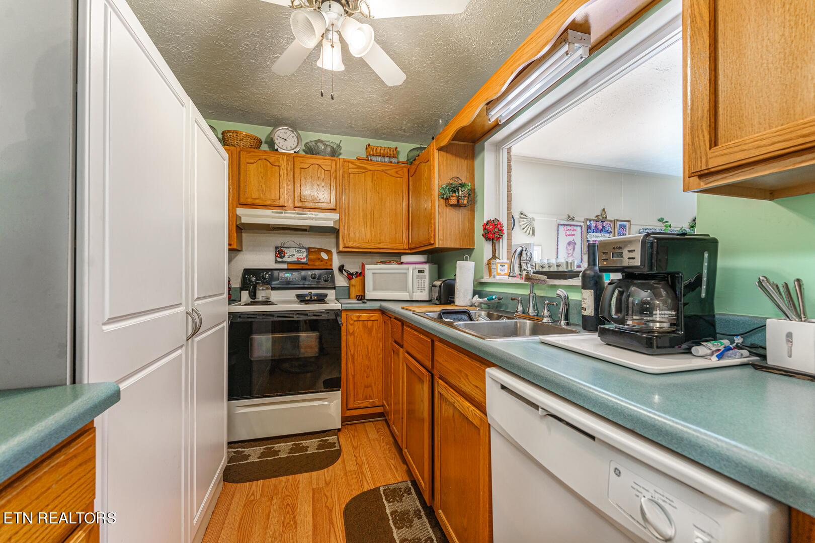 196 Coleman Street Harrogate, TN 37752 - Photo 9 of 20 _DSC4189-Edit