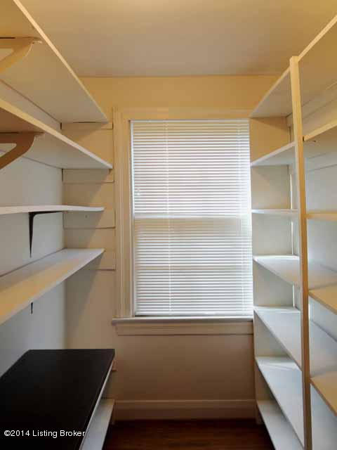 1722 Gresham Road Louisville, KY 40205 - Photo 30 of 40 31 Upstairs Hall Closet