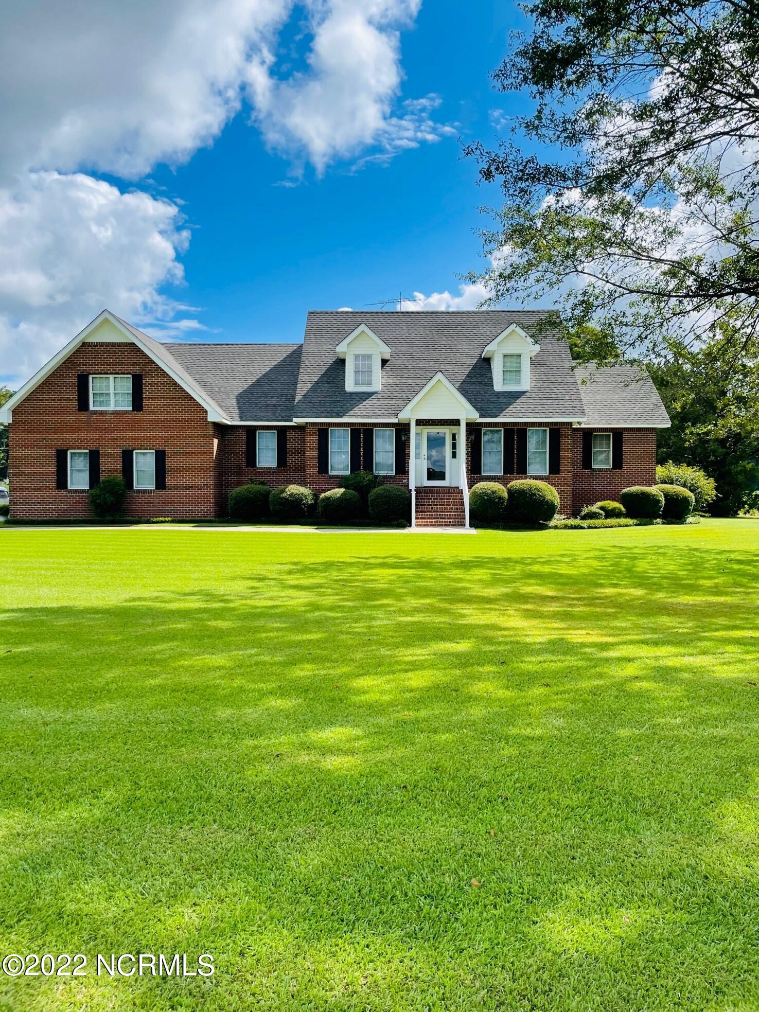 712 Firetower Road Elizabeth City, NC 27909 - Photo 1 of 33 712 Firetower Road