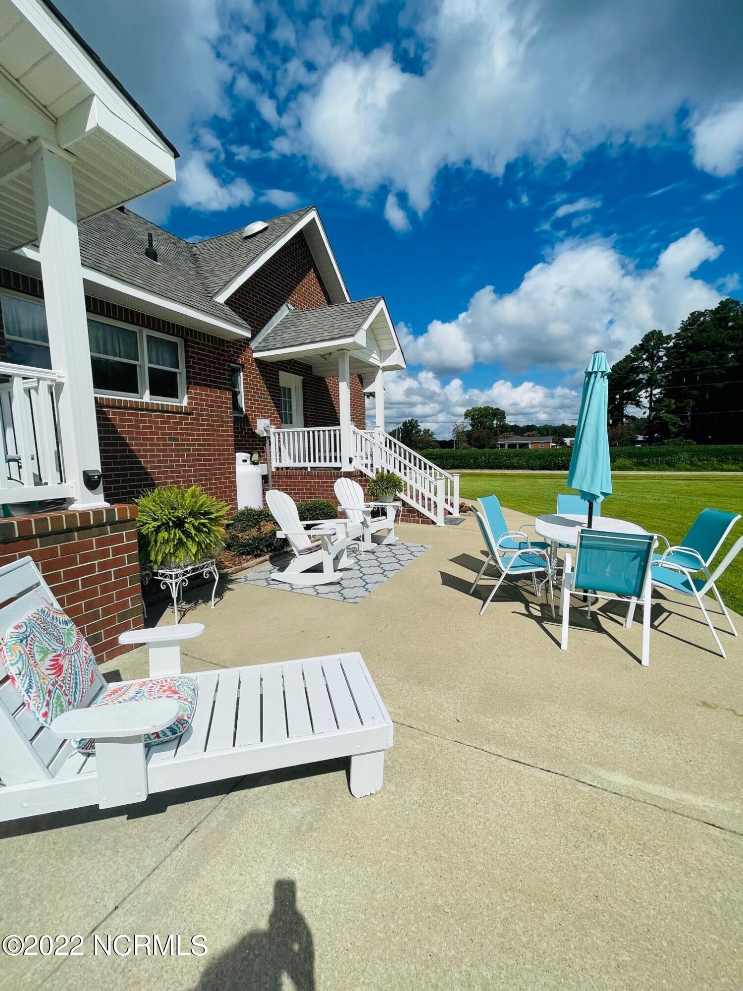 712 Firetower Road Elizabeth City, NC 27909 - Photo 11 of 33 Back Door/Patio