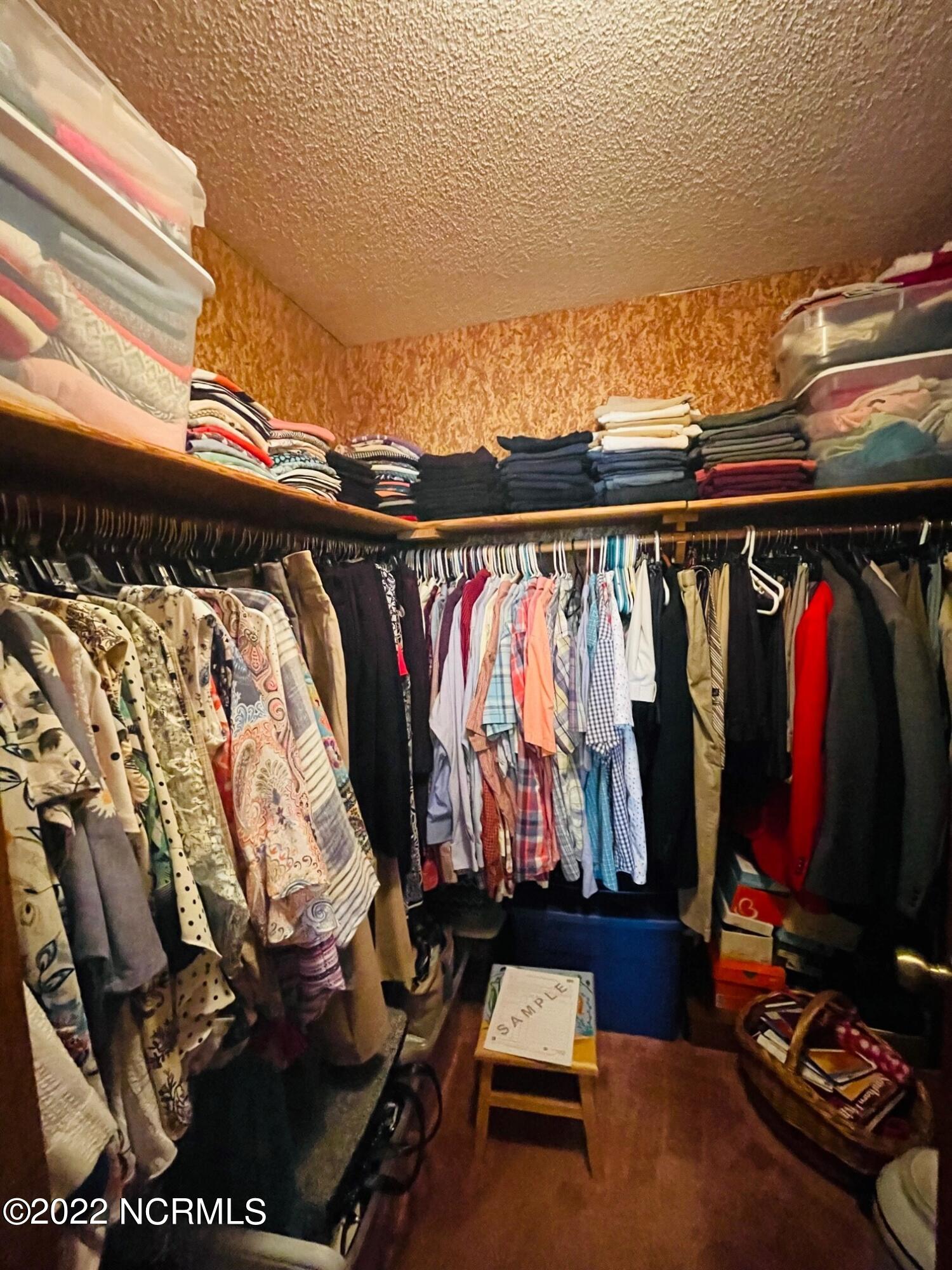 712 Firetower Road Elizabeth City, NC 27909 - Photo 19 of 33 Owner's walk-in closet