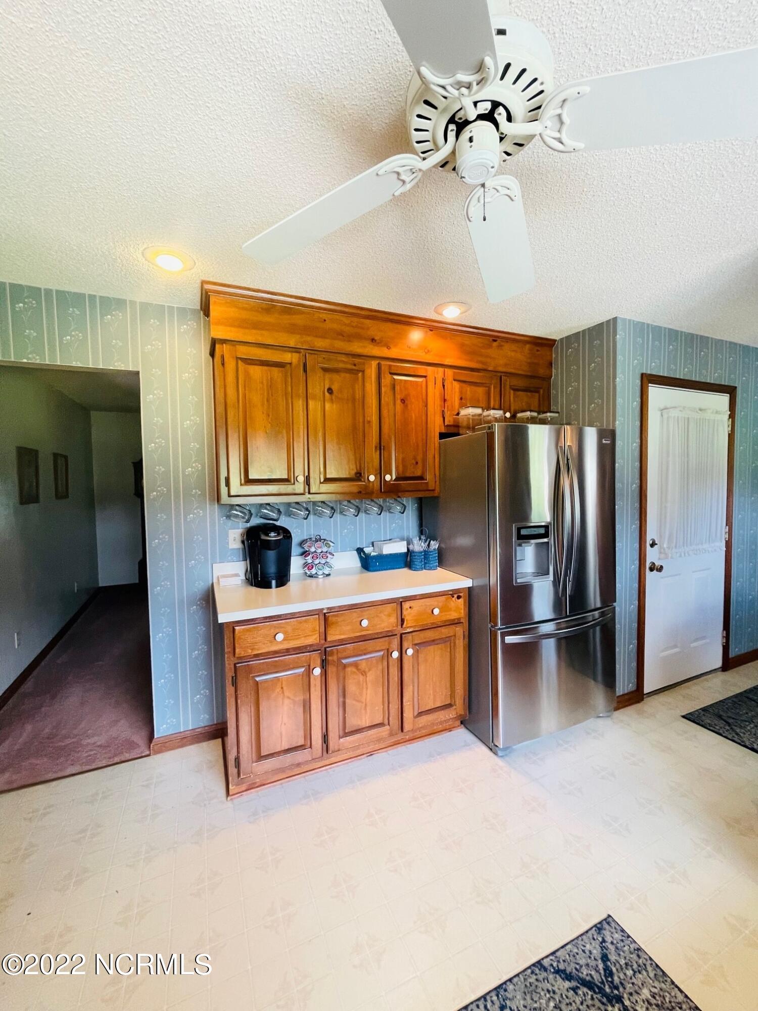 712 Firetower Road Elizabeth City, NC 27909 - Photo 8 of 33 kitchen 3
