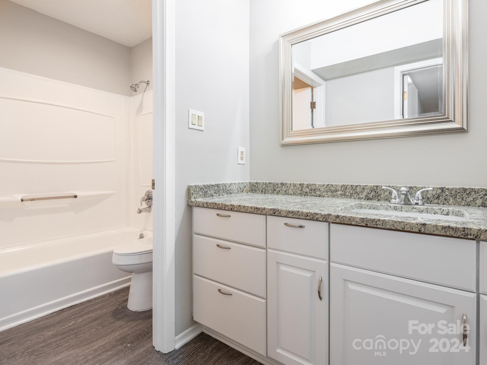 4936 Sardis Road, Unit F Charlotte, NC 28270 - Photo 14 of 27 Gallery Image 14