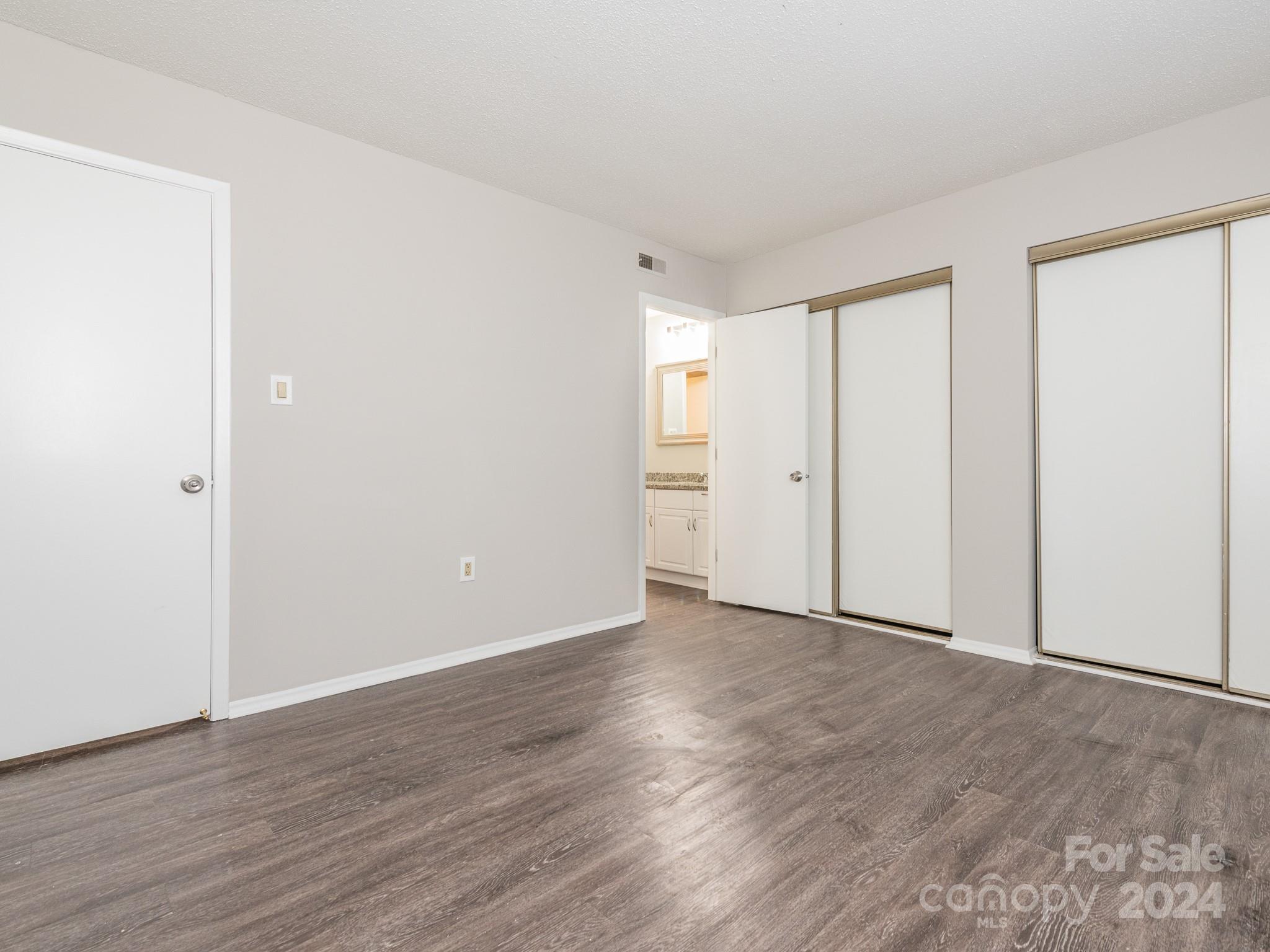 4936 Sardis Road, Unit F Charlotte, NC 28270 - Photo 16 of 27 Gallery Image 16