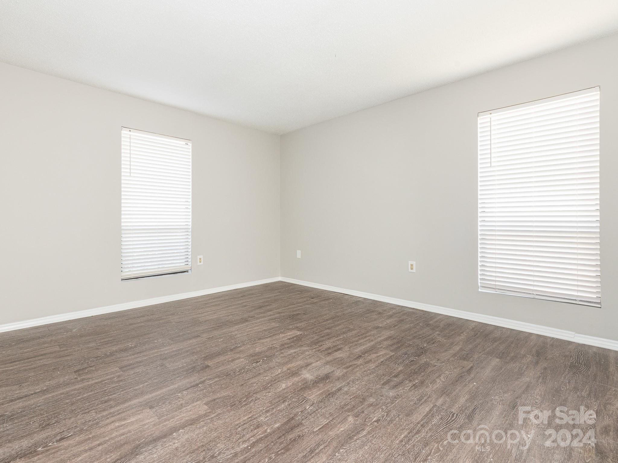 4936 Sardis Road, Unit F Charlotte, NC 28270 - Photo 17 of 27 Gallery Image 17