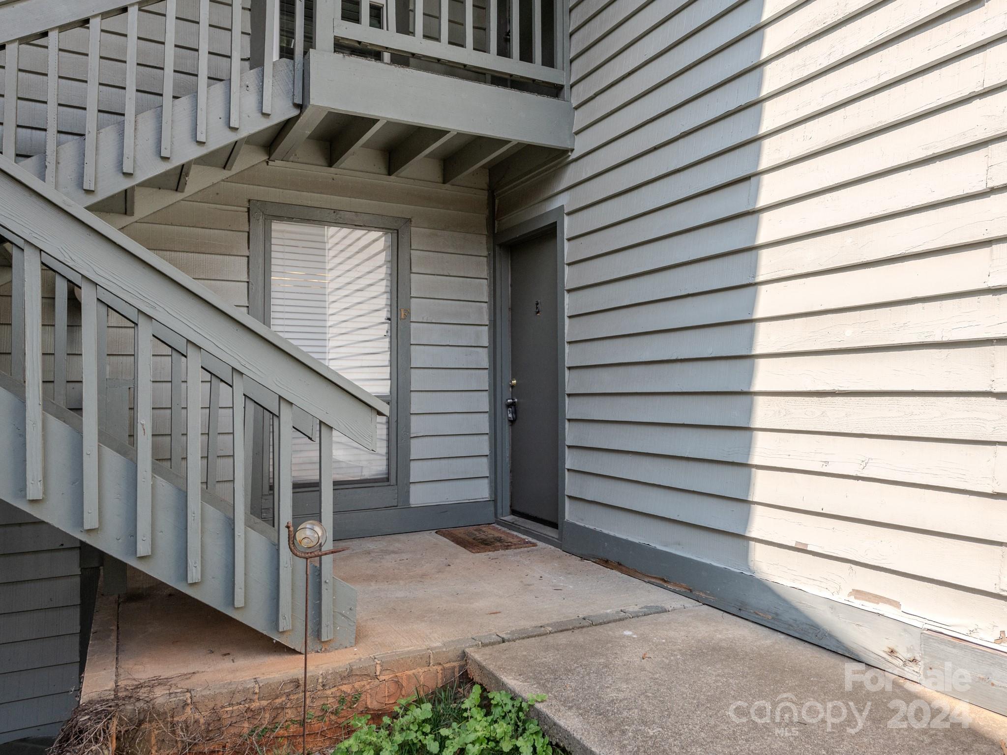 4936 Sardis Road, Unit F Charlotte, NC 28270 - Photo 3 of 27 Gallery Image 3
