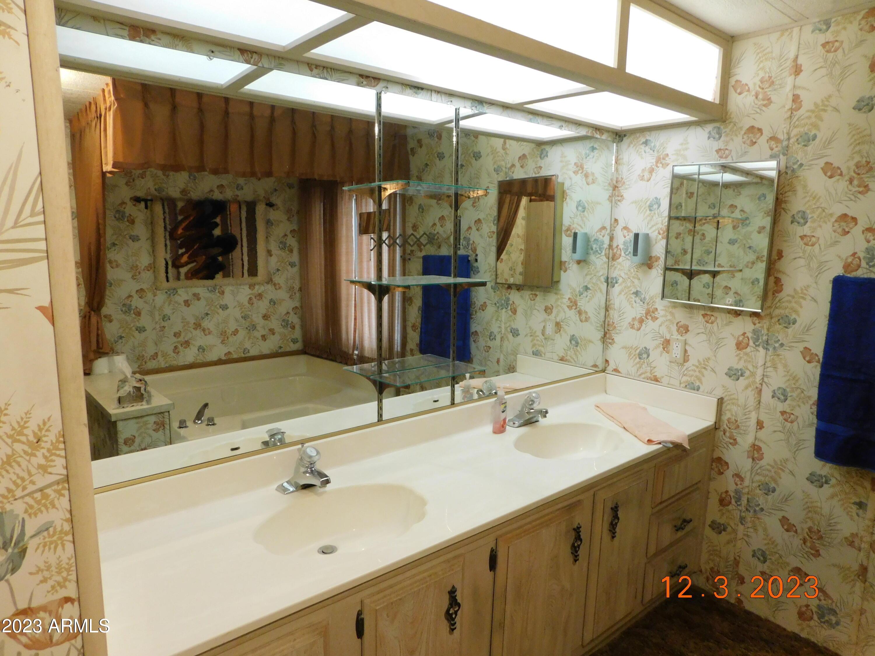 2701 East Utopia Road, Unit 232 Phoenix, AZ 85050 - Photo 10 of 17 DSCN5493