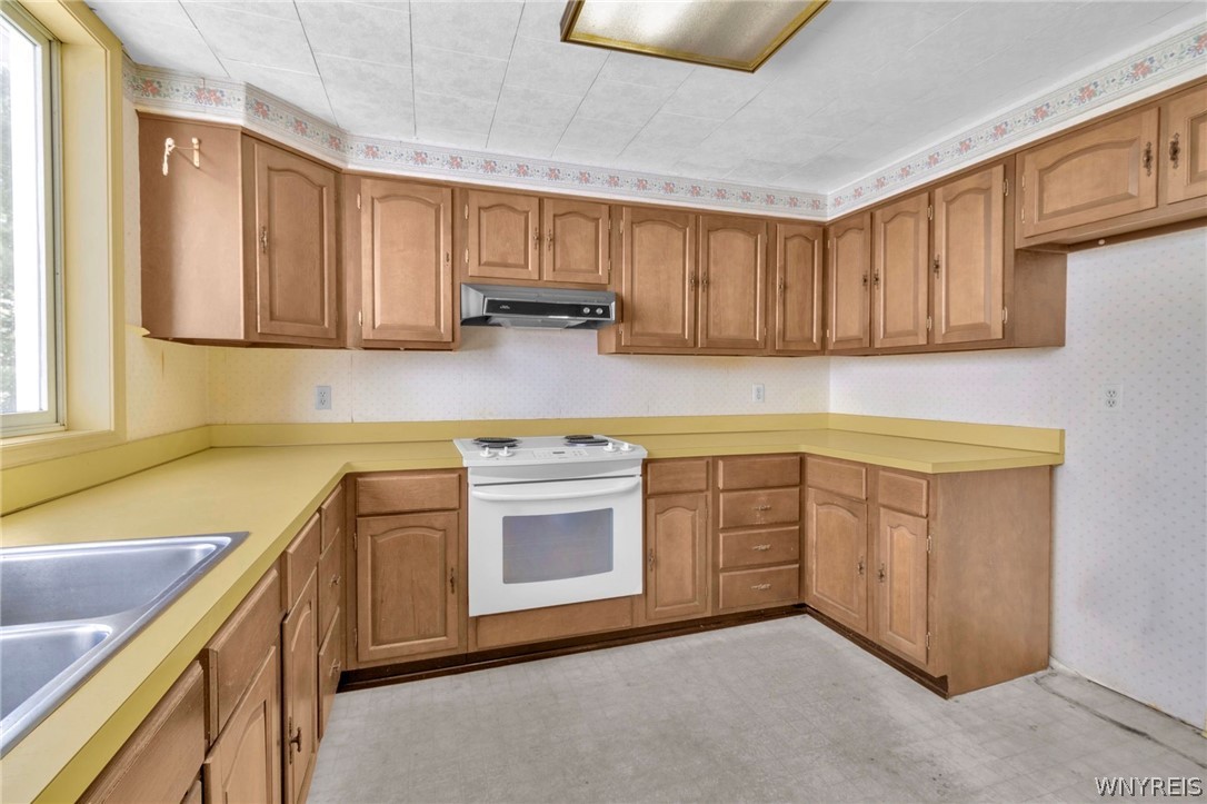 4231 Lockport Road Cambria, NY 14094 - Photo 12 of 42